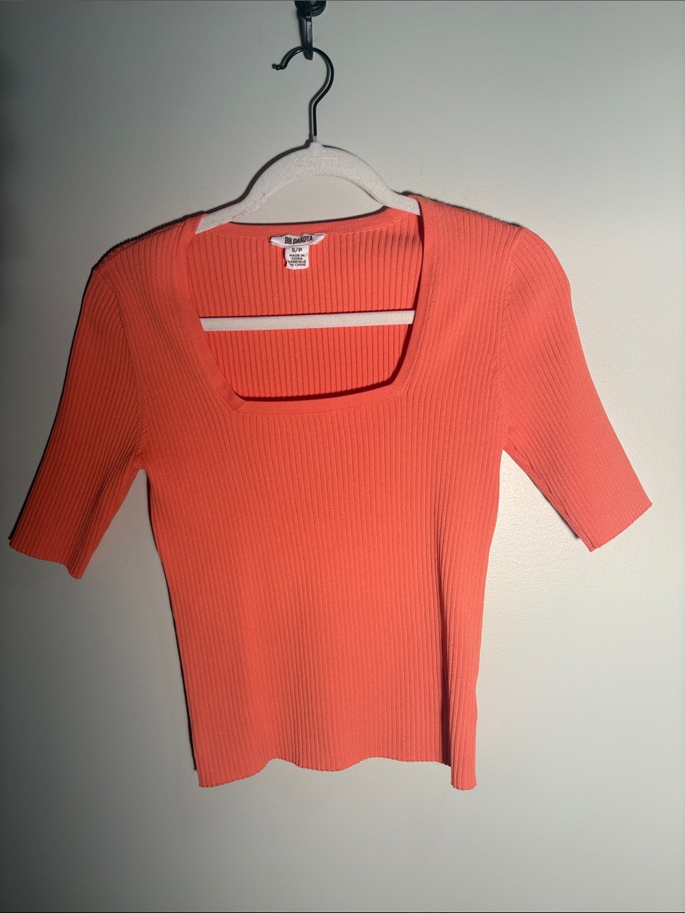 BB Dakota Coral Rib-Knit Square Neck Short Sleeve Top